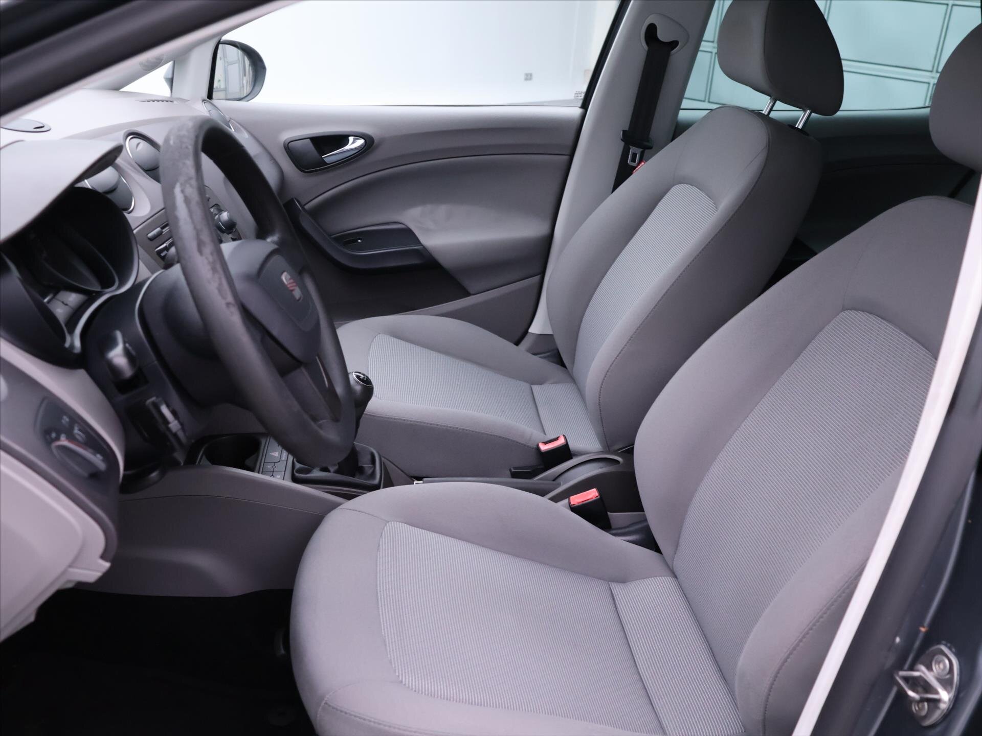 Seat Ibiza Kombi 1,6 l 66 kw