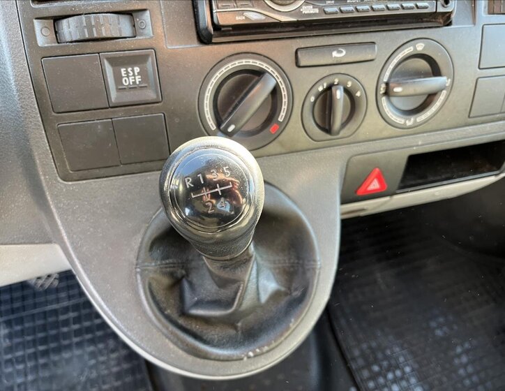 Volkswagen Transporter Valník 1,9 l 75 kw