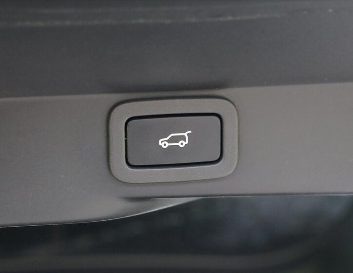 Land Rover Range Rover Sport SUV / Terénní 3,0 l 215 kw