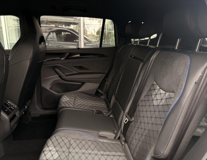 Volkswagen Tayron SUV / Terénní 1,5 l 150 kw