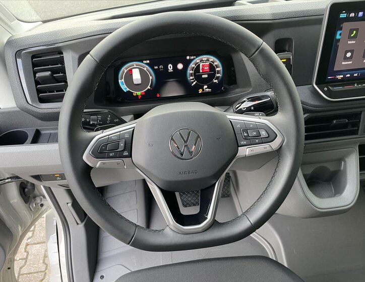 Volkswagen Crafter 9