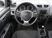 Suzuki Swift 12