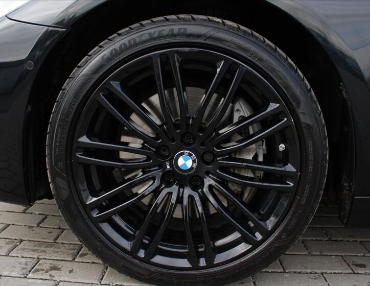 BMW Řada 5 9