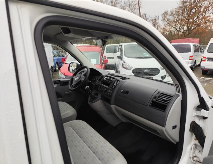 Volkswagen Transporter VAN-Minibus 2,0 l 75 kw