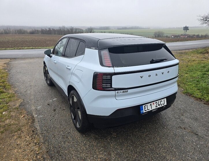 Volvo EX30 SUV 0,0 0