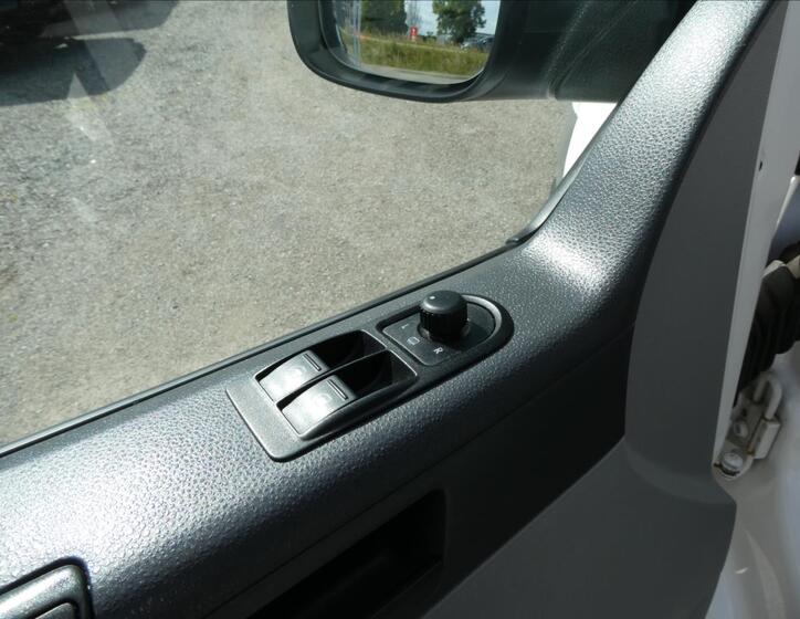 Volkswagen Transporter 21