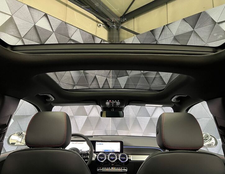 Mercedes-Benz GLB 26