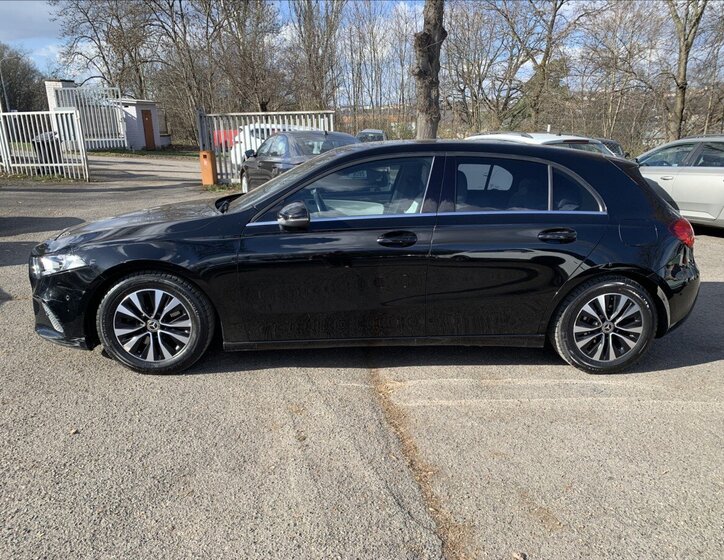 Mercedes-Benz Třídy A Hatchback 1,3 l 120 kw