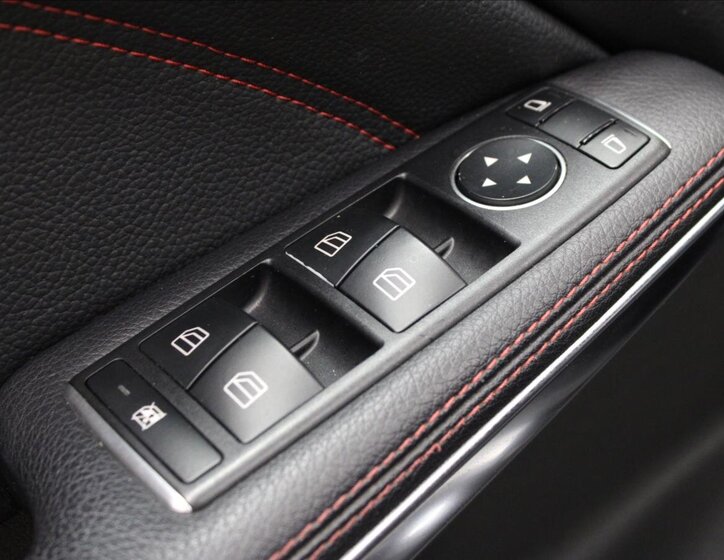 Mercedes-Benz CLA Kombi 2,1 l 100 kw