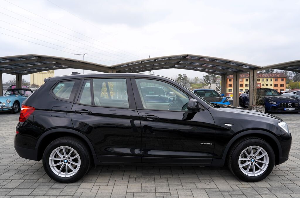 BMW X3 SUV / Terénní 2,0 l 110 kw