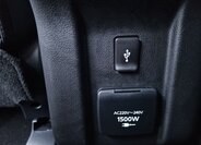 Mitsubishi Outlander SUV 2,4 l 165 kw