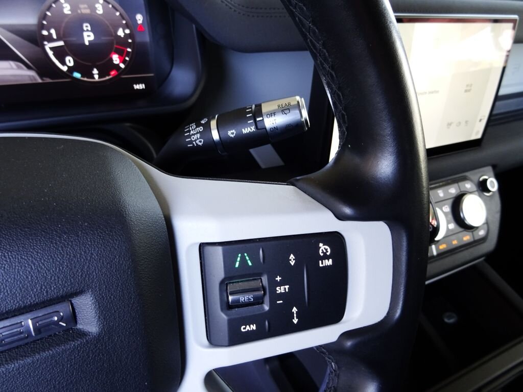 Land Rover Defender SUV / Terénní 3,0 l 221 kw