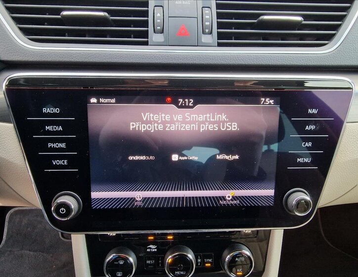 Škoda Superb Liftback 1,5 l 110 kw