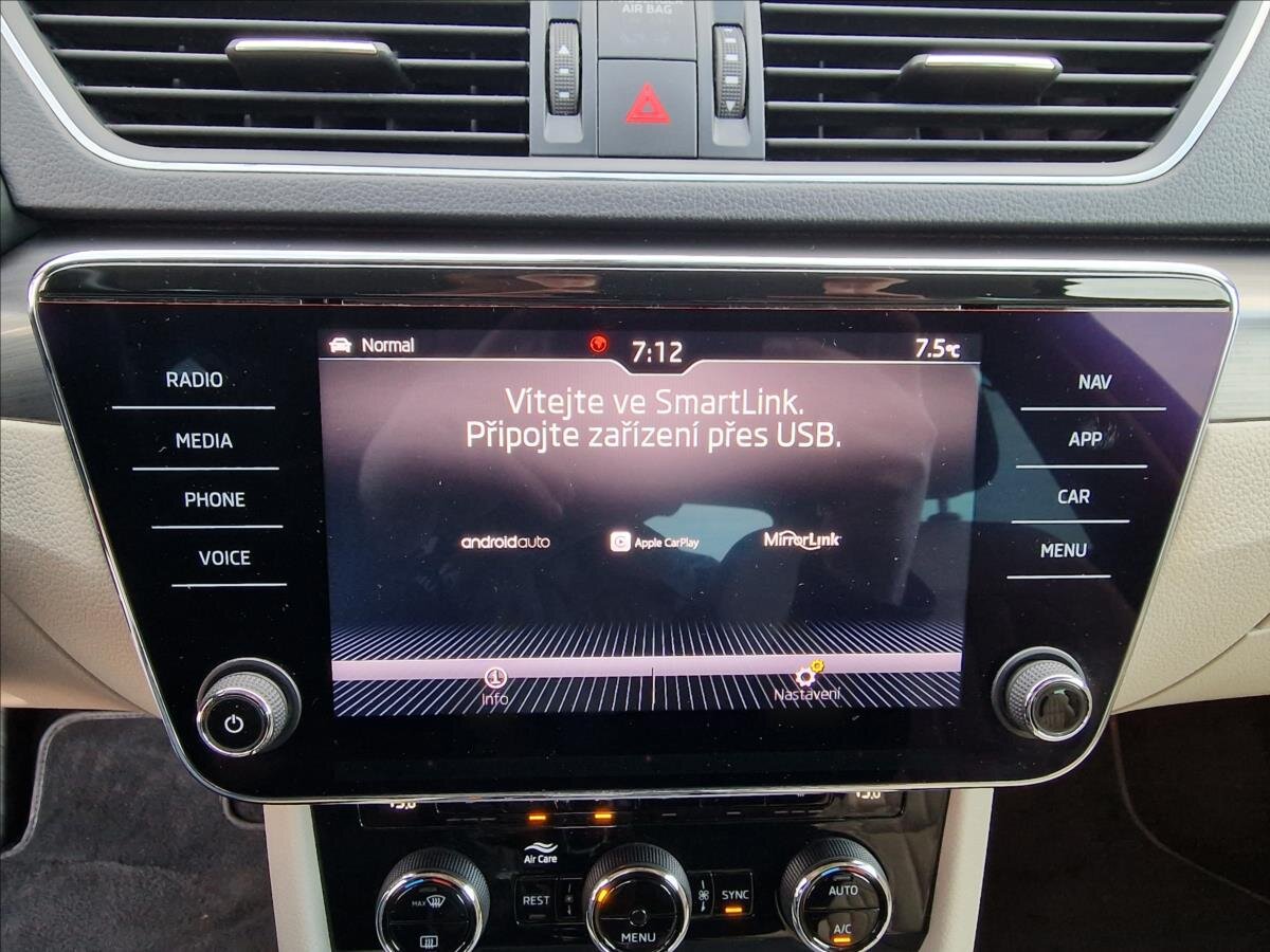 Škoda Superb Liftback 1,5 l 110 kw