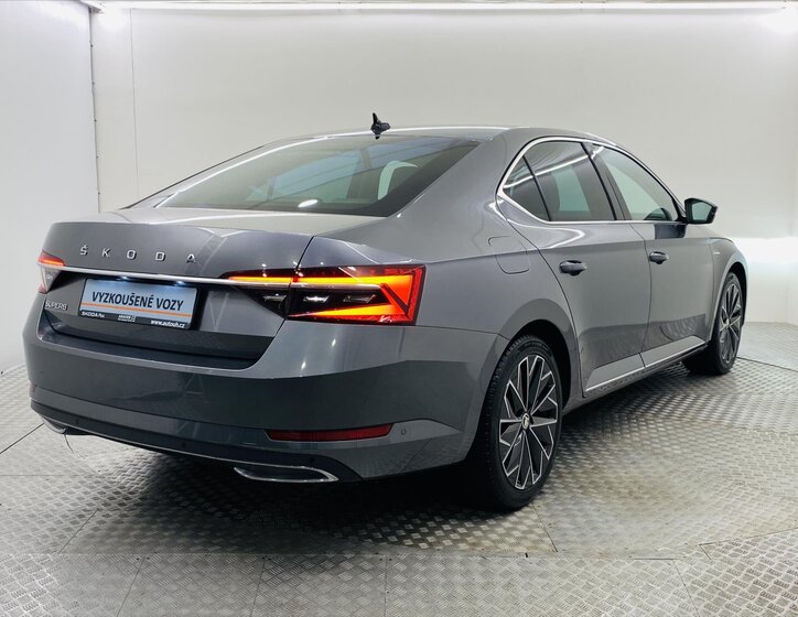 Škoda Superb Liftback 2,0 l 147 kw