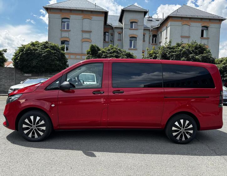 Mercedes-Benz Vito 2