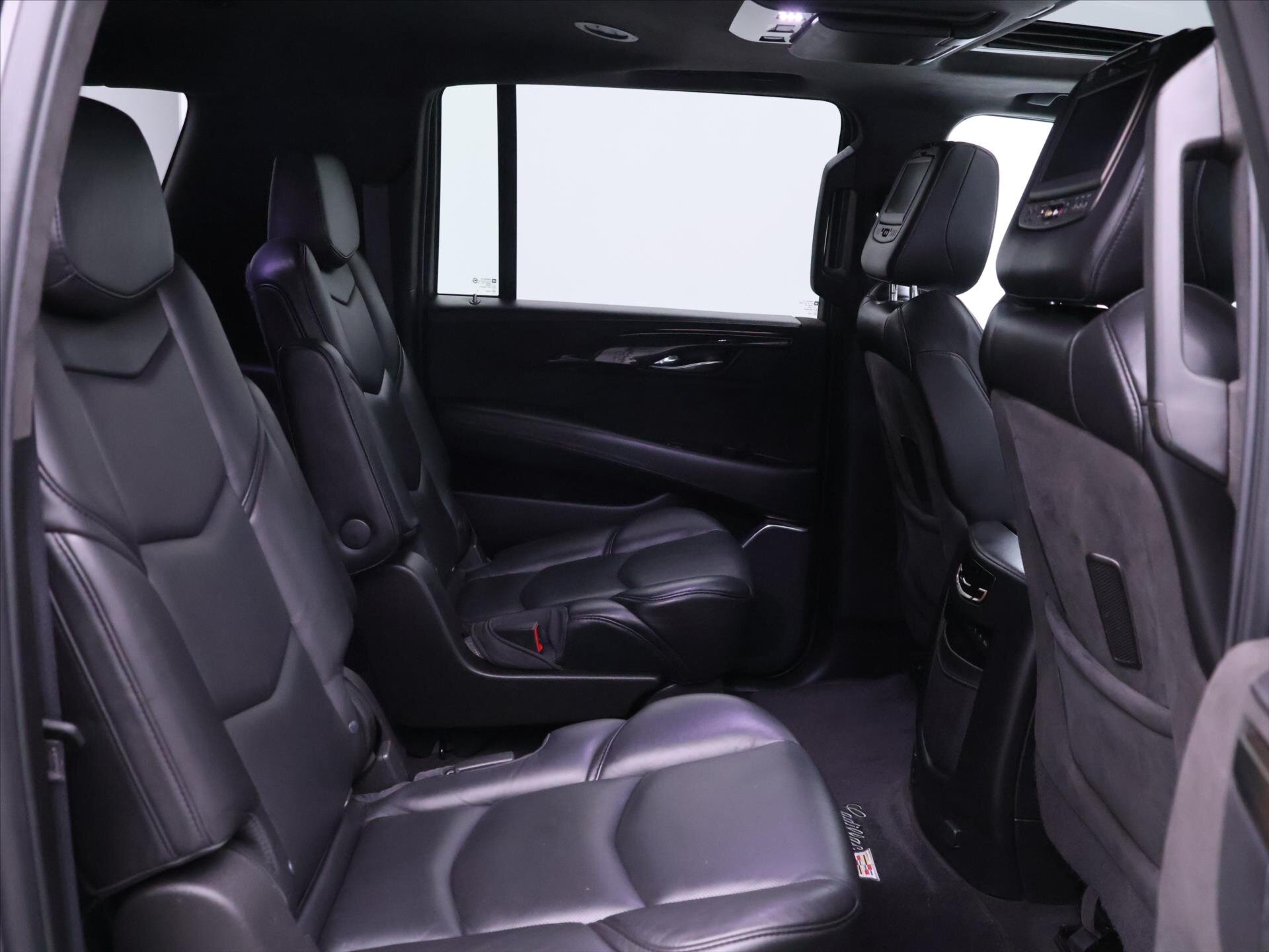 Cadillac Escalade SUV / Terénní 6,2 l 313 kw