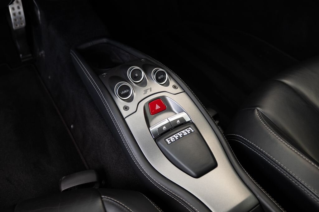 Ferrari 458 Kupé 4,5 l 416 kw