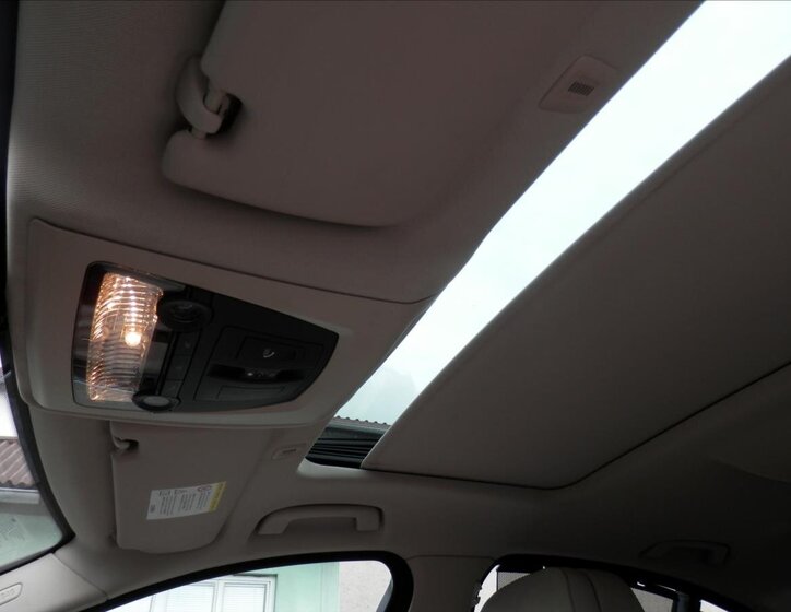 BMW Řada 5 Sedan 3,0 l 230 kw