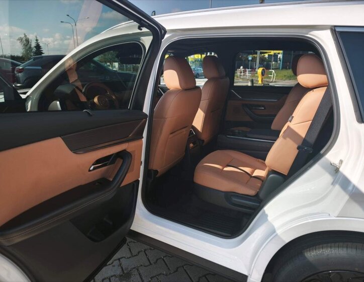 Mazda CX-80 SUV / Terénní 2,5 l 241 kw