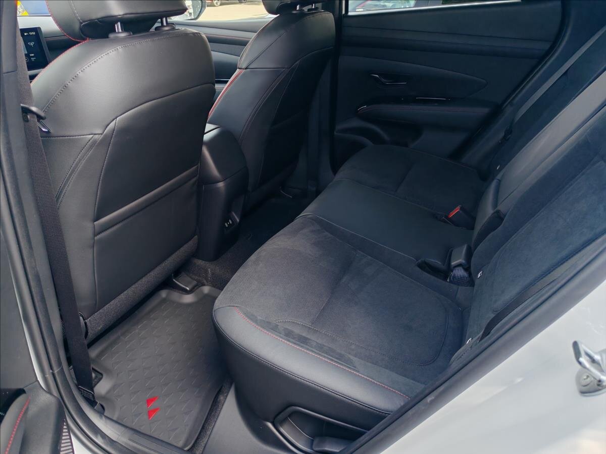 Hyundai Tucson SUV / Terénní 1,6 l 185 kw