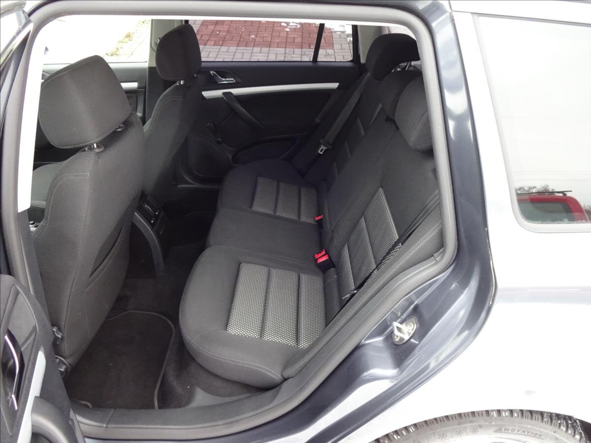 Škoda Octavia Kombi 1,8 l 118 kw