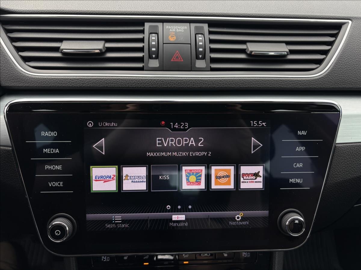 Škoda Superb Sedan / Limuzína 2,0 l 140 kw