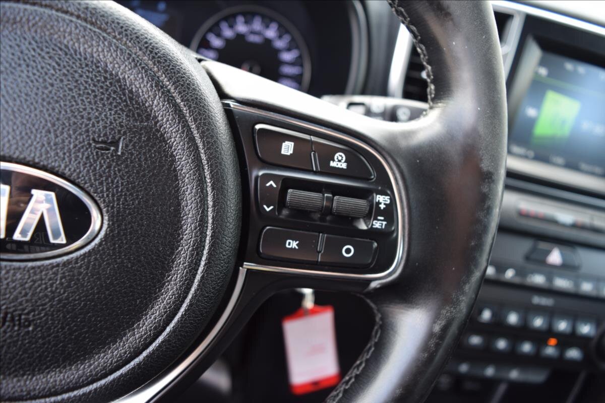 KIA Sportage SUV 2,0 l 100 kw