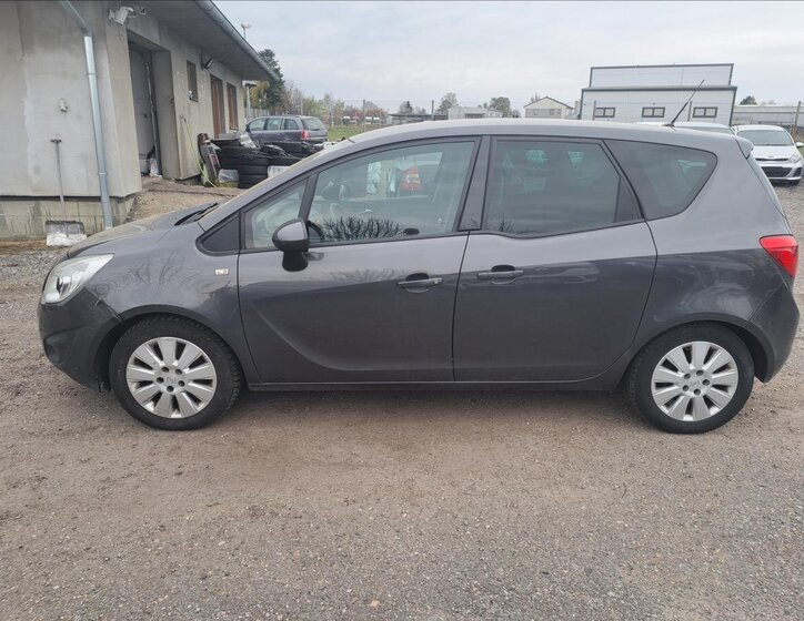 Opel Meriva Hatchback 1,2 l 55 kw