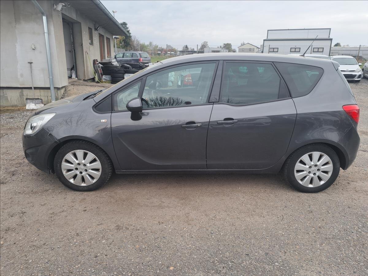 Opel Meriva Hatchback 1,2 l 55 kw