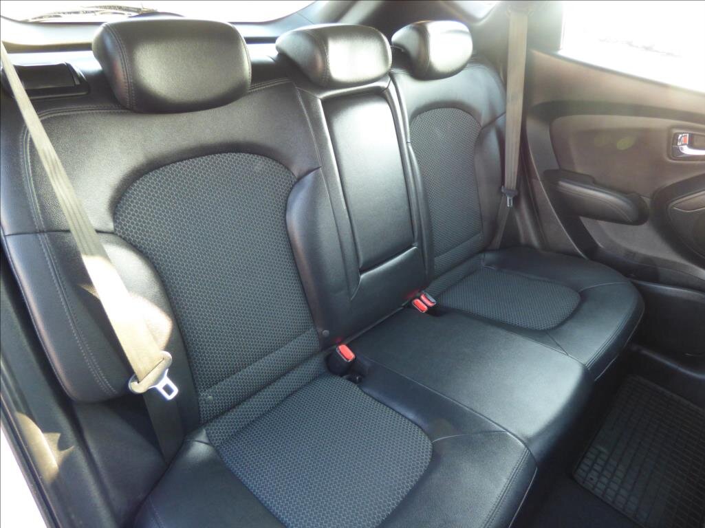 Hyundai ix35 SUV / Terénní 1,6 l 99 kw