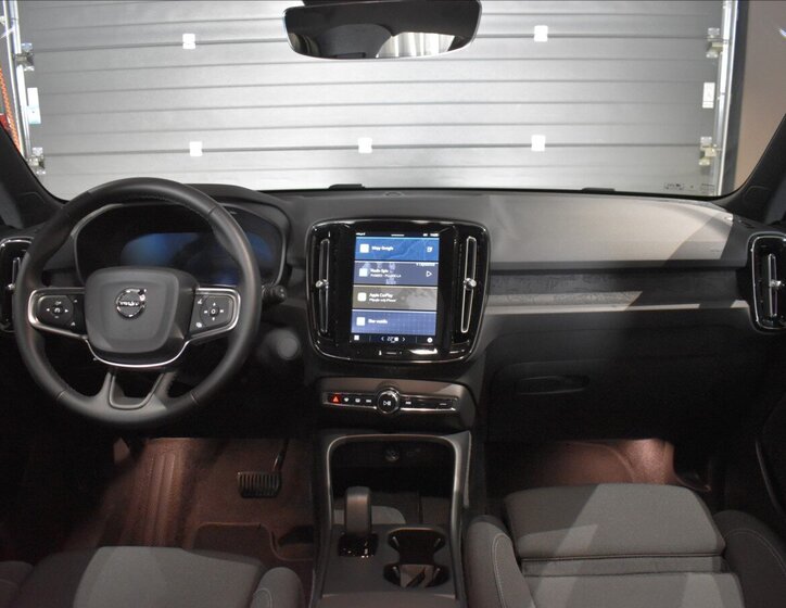 Volvo EX40 SUV 0,0 185 kw