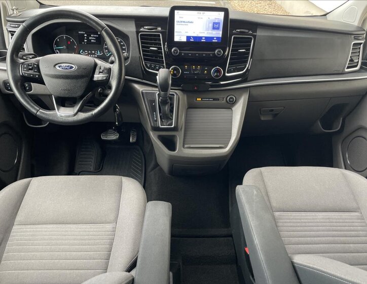 Ford Tourneo Custom MPV 2,0 l 136 kw