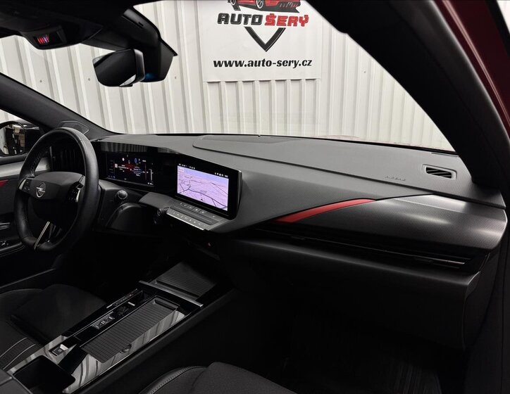 Opel Astra Hatchback 1,6 l 133 kw