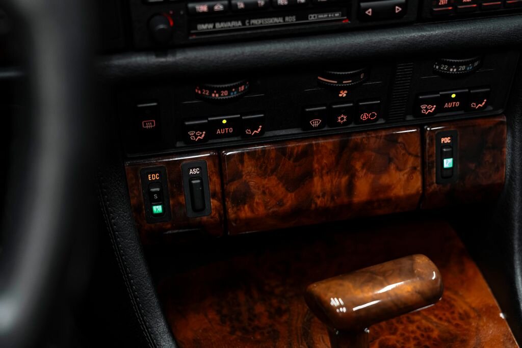 BMW Řada 7 Sedan / Limuzína 5,0 l 220 kw