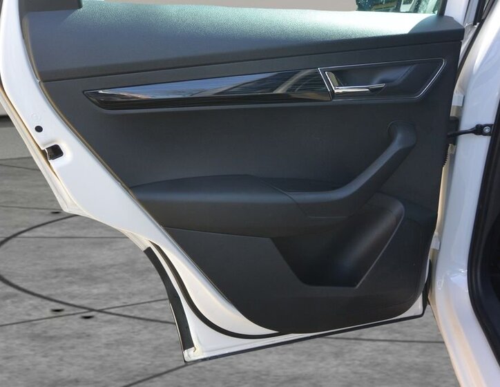 Škoda Karoq SUV / Terénní 2,0 l 110 kw