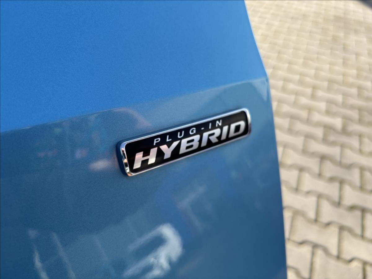 Ford Tourneo Connect MPV 1,5 l 110 kw