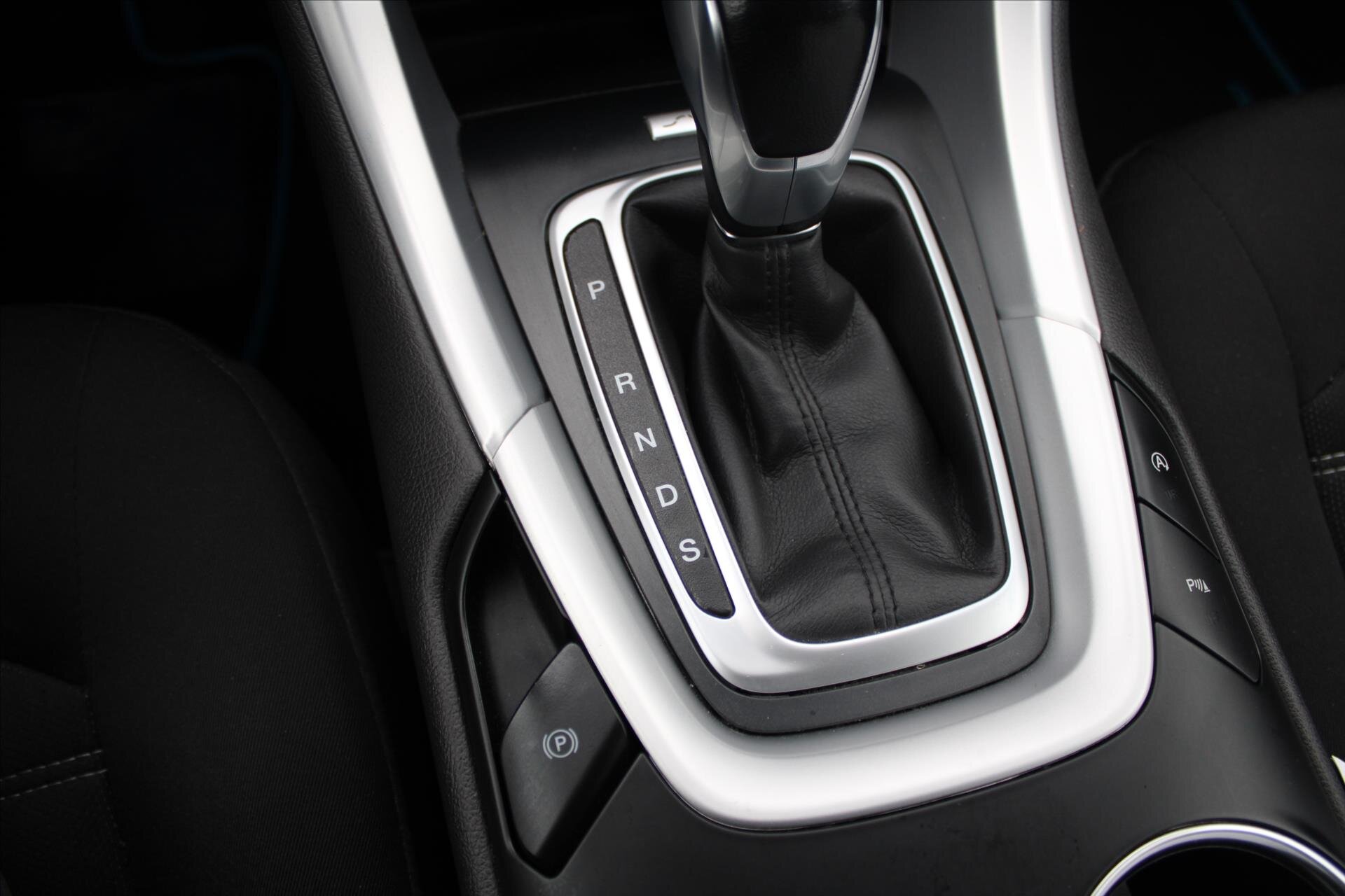 Ford Mondeo Kombi 2,0 l 110 kw