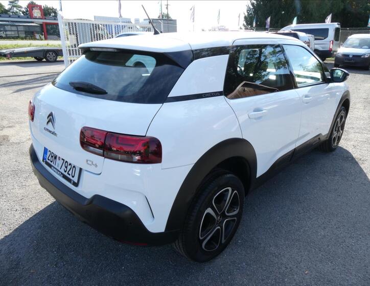 Citroën C4 Cactus 9