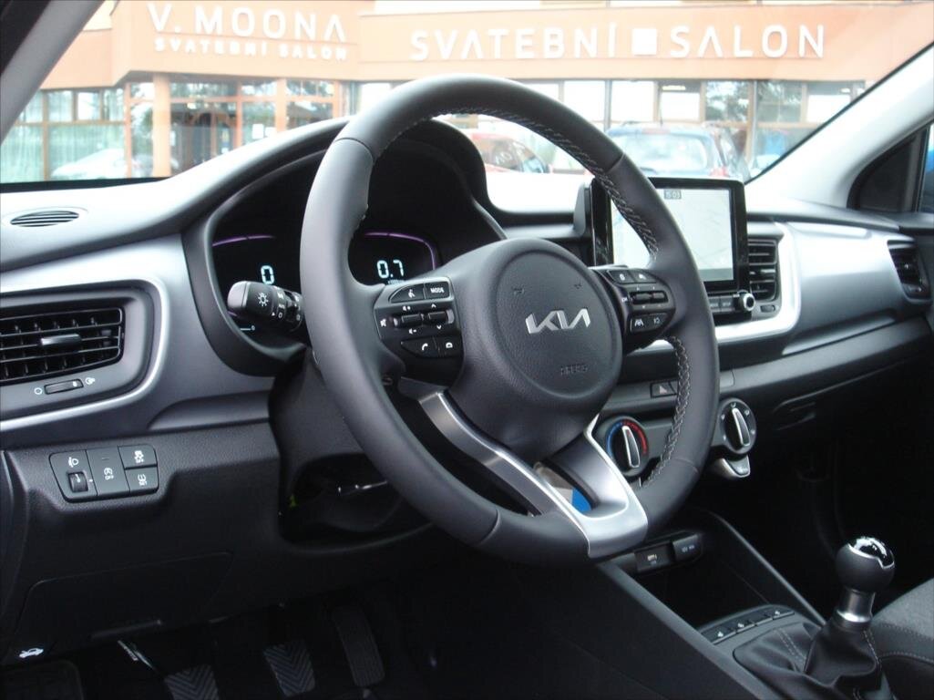 KIA Stonic SUV / Terénní 1,2 l 58 kw