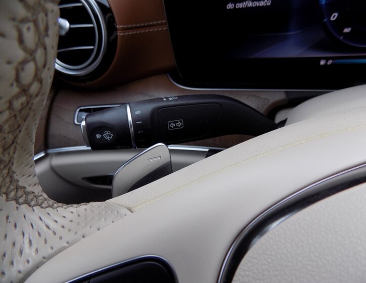 Mercedes-Benz Třídy E Sedan 2,0 l 143 kw