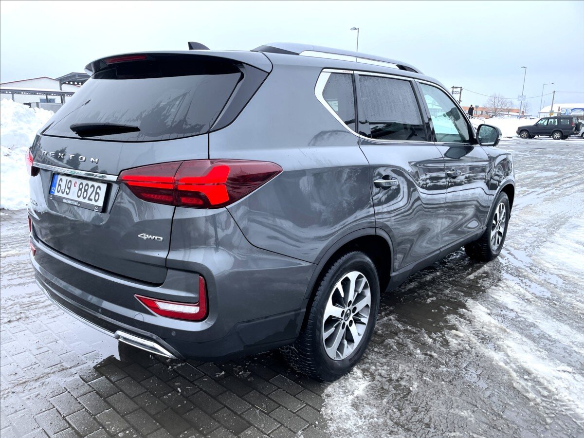 SsangYong Rexton Kombi 2,2 l 148 kw