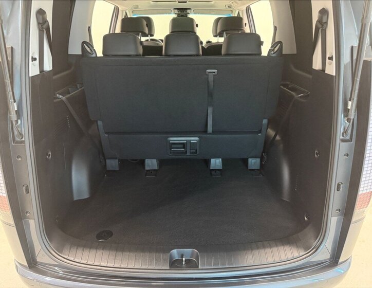 Hyundai Staria MPV 2,2 l 130 kw