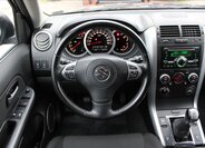 Suzuki Grand Vitara 10