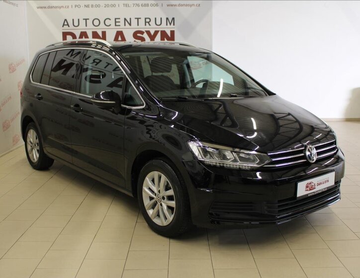 Volkswagen Touran Kombi 1,5 l 110 kw