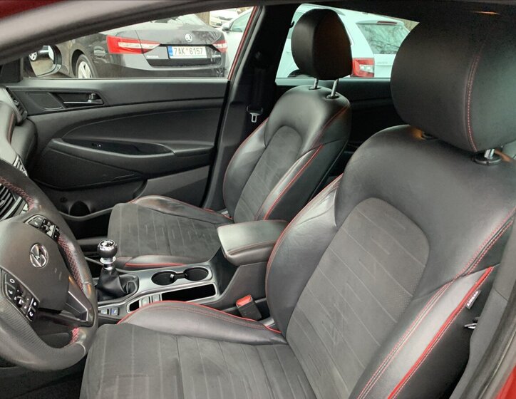 Hyundai Tucson SUV / Terénní 1,6 l 100 kw