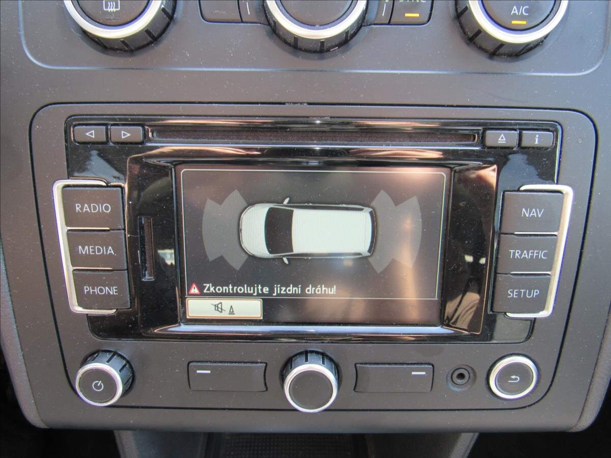 Volkswagen Touran Kombi 1,4 l 103 kw