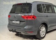 Volkswagen Touran 9