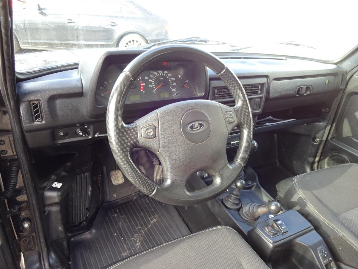 Lada Niva Kombi 1,7 l 61 kw