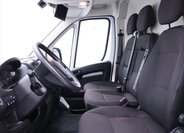 Peugeot Boxer Skříň 2,2 l 121 kw